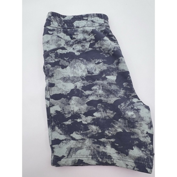 Lululemon Womens Camo Shorts Size 10 LWCEVS Drawstring Elastic Waist 6.5" Inseam - Picture 1 of 13